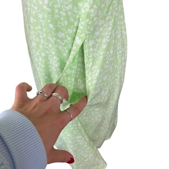 Old Navy NWT Petite Bright Green Floral Tie Strap Fit & Flare Mini Dress - Picture 8 of 13
